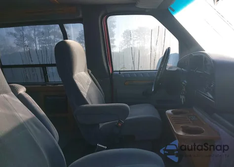 1993 Ford Econoline E150 Van from USA, damaged, VIN 1FDEE14N4PHB76317